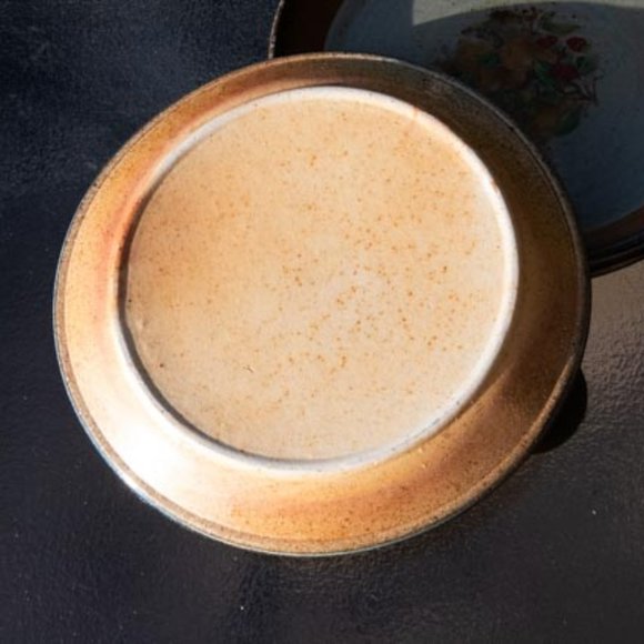 Monroe Salt Works Strawberries Large Dinner Plate 11" - Picture 4 of 7